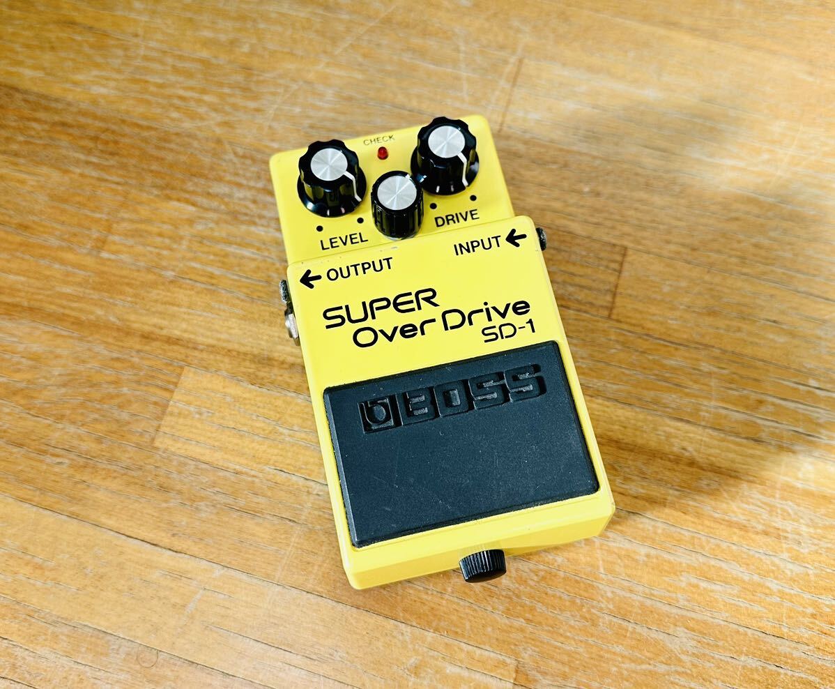 【中古・完動品】BOSS SD-1 オーバードライブ SUPER OVER DRIVE ボス ギターエフェクター Guitar