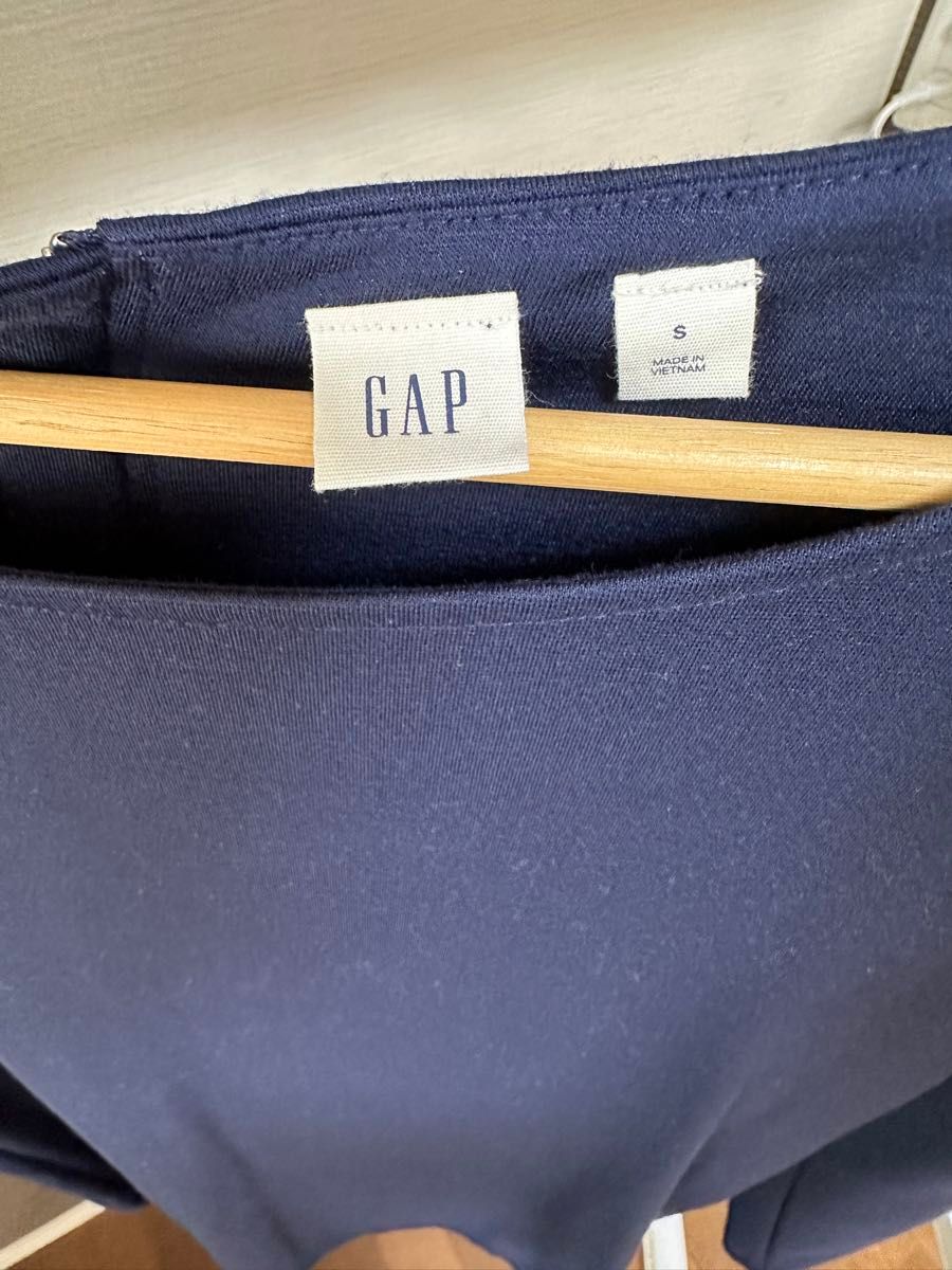 ワンピース　GAP Sサイズ