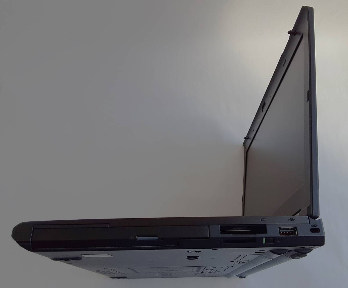 レノボ LENOVO ThinkPad T430i / Intel Core i3-3120M / 6GBの画像3