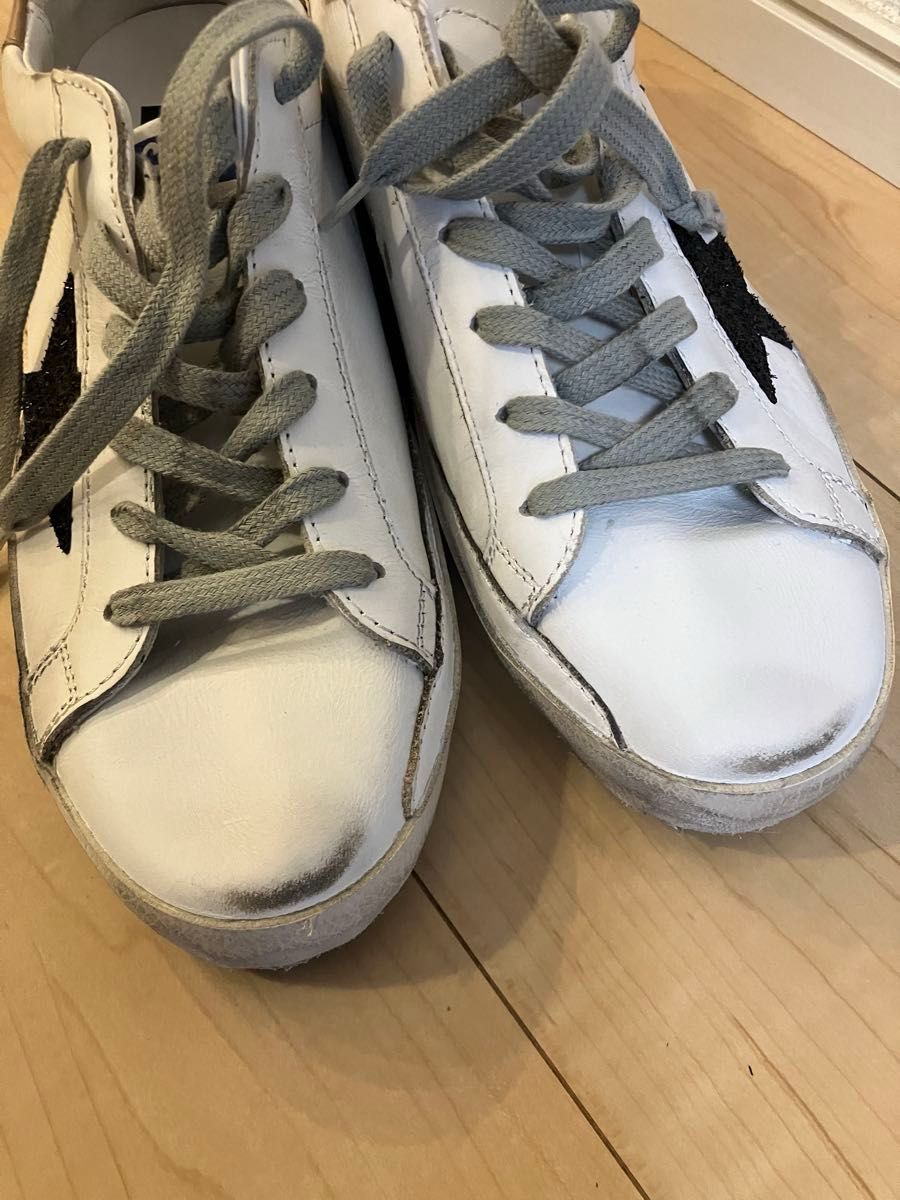 未使用美品】golden goose スニーカー エイジング加工 黒星 未使用美品】golden goose スニーカー エイジング加工 黒星