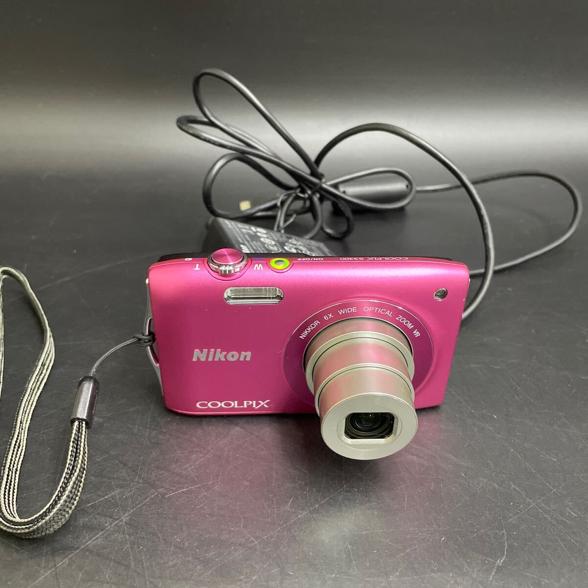 Nikon ニコン COOLPIX S3300 デジタルカメラ ピンク 充電器付き　通電済み　現状渡し　G_画像1