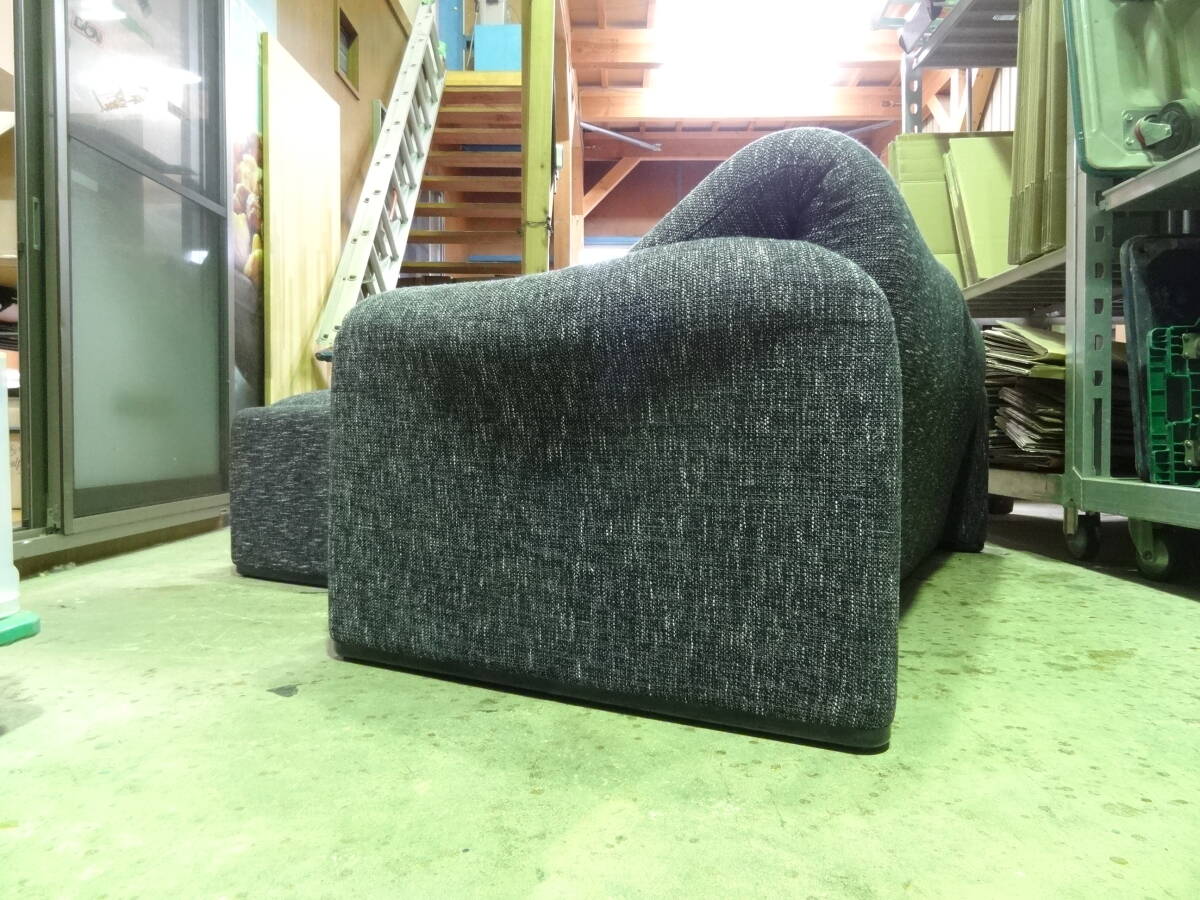 【必見】 カッシーナ イクスシー Cassina ixc. マラルンガ MARALUNGA 2人掛け ワイド ソファ オットマンの画像4