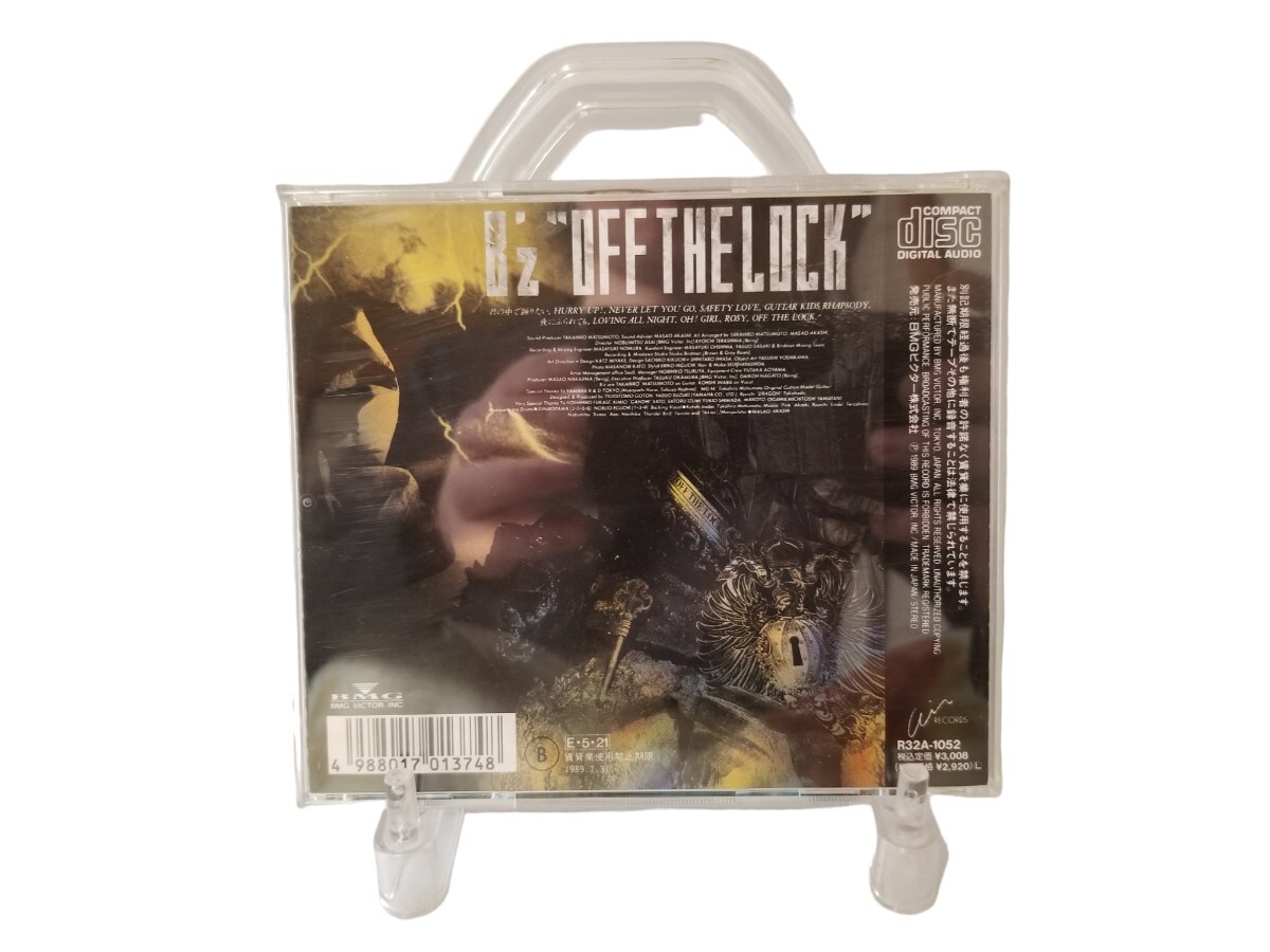 中古CD B’z OFF THE LOCK / ビーズ オフ・ザ・ロック 89年盤 全10曲収録 R32A-1052の画像2