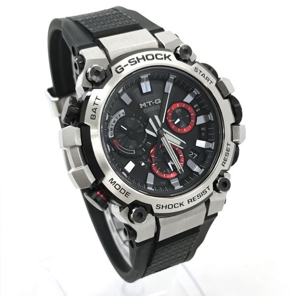 超美品 CASIO カシオ G-SHOCK ジーショック MT-G 腕時計 MTG-B3000-1A 電波ソーラー タフソーラー Bluetooth ブラック レッド 動作確認済の画像3