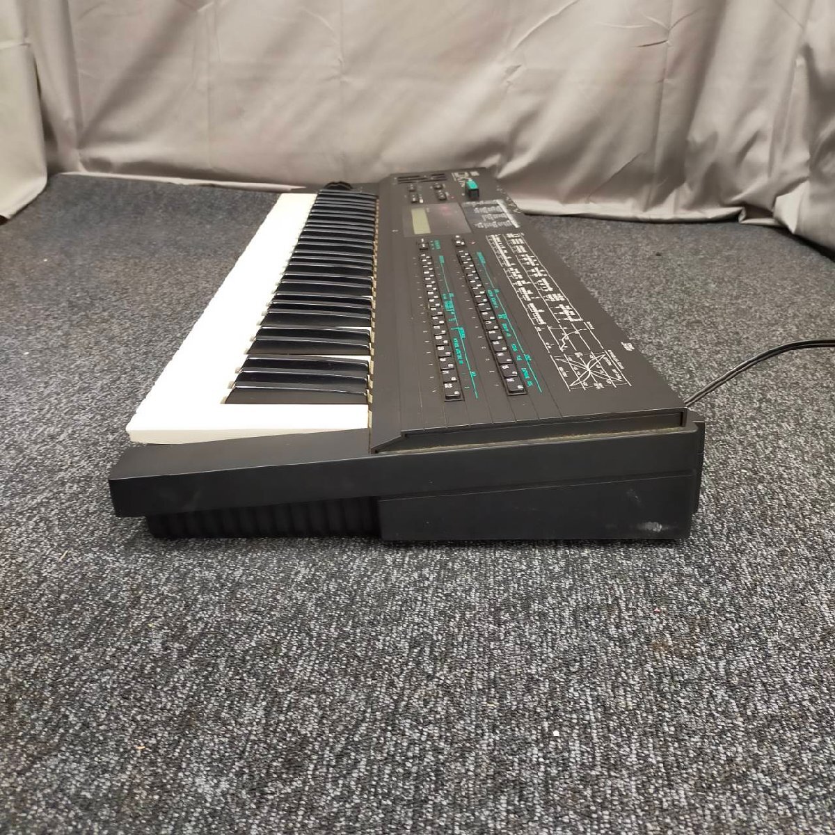 T7421＊【中古】YAMAHA ヤマハ DX7II-FD シンセサイザー_画像5