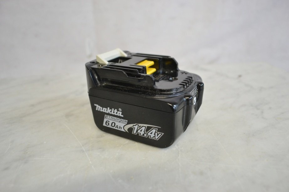 K●【現状品】MAKITA BL1460B 14.4V 6.0Ah リチウムイオンバッテリー マキタ_画像1