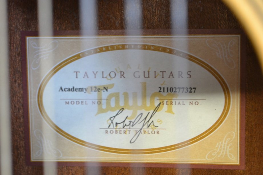 K●【中古】Taylor Academy 12e-N エレガットギター クラシックギター ケース付き テイラーの画像10