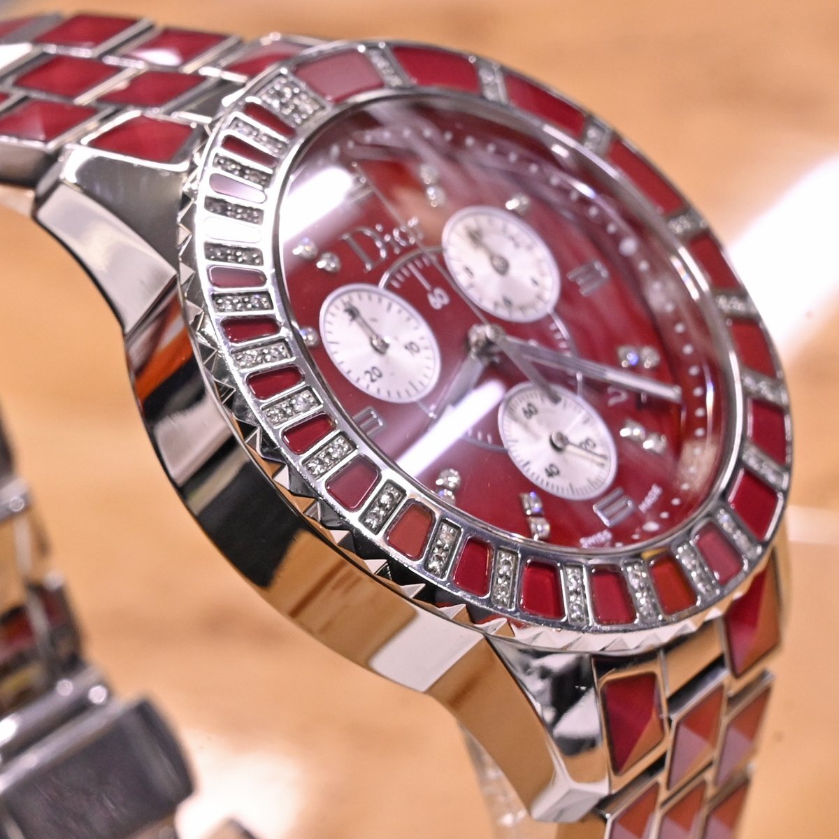 本物 超美品 ディオール 極希少 三連ブレス仕様 フルダイヤ レッドサファイヤクリスタル クロノグラフ メンズウォッチ 男性用腕時計 Diorの画像5