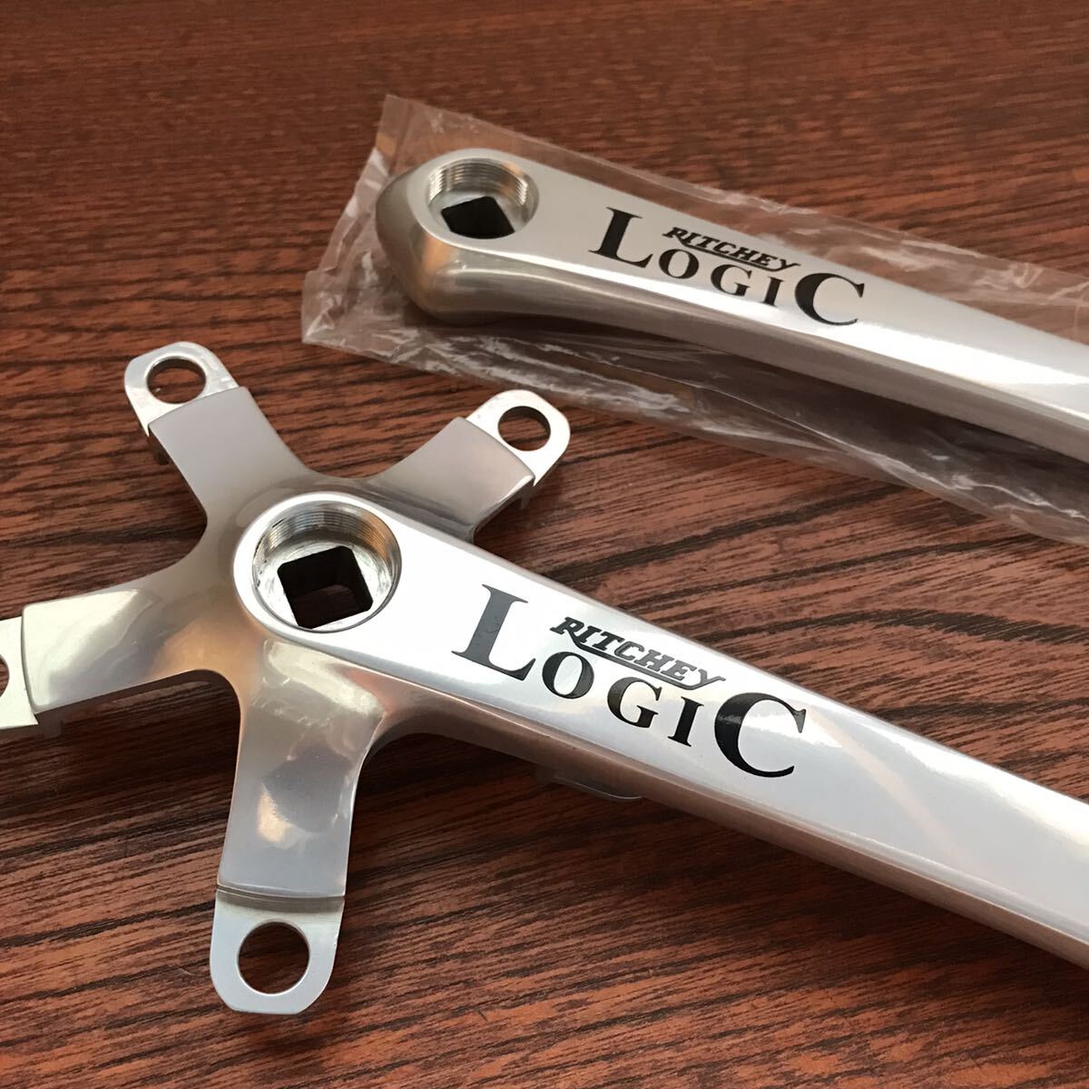 RITCHEY LOGIC SUGINO クランク 新品未使用 170mm PCD110 スギノ RITCHEY LOGIC SUGINO クランク 新品未使用 170mm PCD110 スギノ