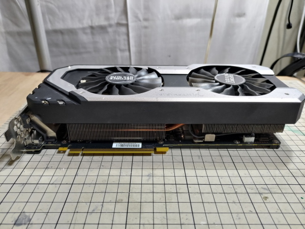 ＃グラフィックボード PALiT GeForce GTX1070 JETSTREAM風 DDR5 8GB　ジャンク中古品_画像4