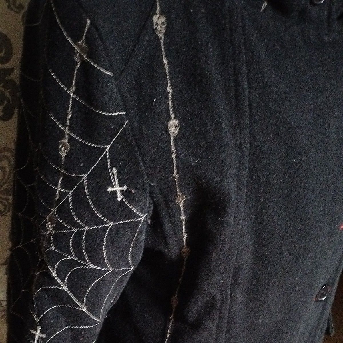 h.NAOTO 蜘蛛の巣刺繍コート