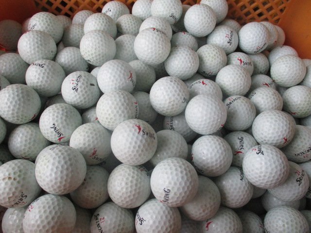 【送料無料】 中古品 SRIXON ゴルフボール 練習用（練習場のロゴ印字入り） 公認球 計500球 な-32の画像2