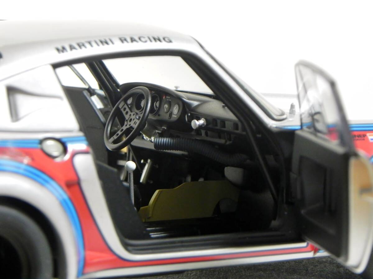 オートアート 1/18 ポルシェ 911 カレラ RSR ターボ 2.1 1974 BRANDS HATCH #5 PORSCHE 911 CARRERA RSR TURBO 2.1 _画像9