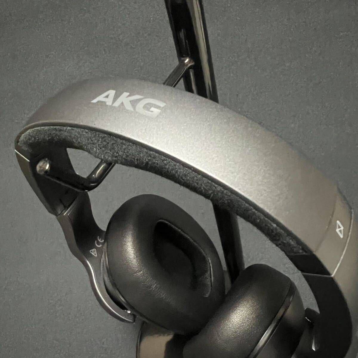 AKG N700NCM2 WIRELESS Bluetooth ヘッドホン　ノイズキャンセリング 【送料無料】_画像4