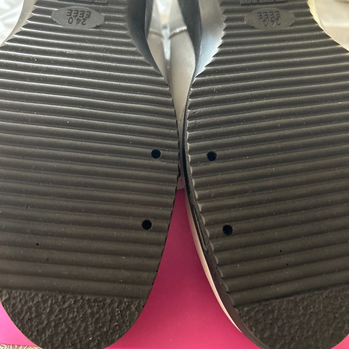 （送料込）新品★エアー靴　オシャレデザイン靴　滑り防止靴　4㎝底　老若兼用　旅行ウォーキング楽々歩行靴　