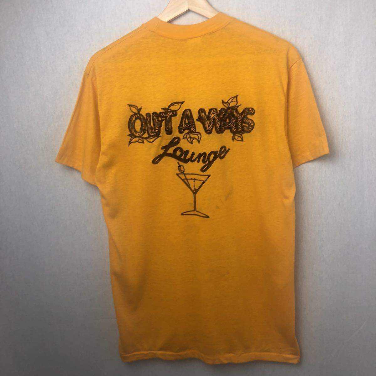 70s SPORT-T OUT A WAYS LOUNGE フロッキープリントTシャツ 1970s VINTAGE ビンテージ MADE IN USA_画像1