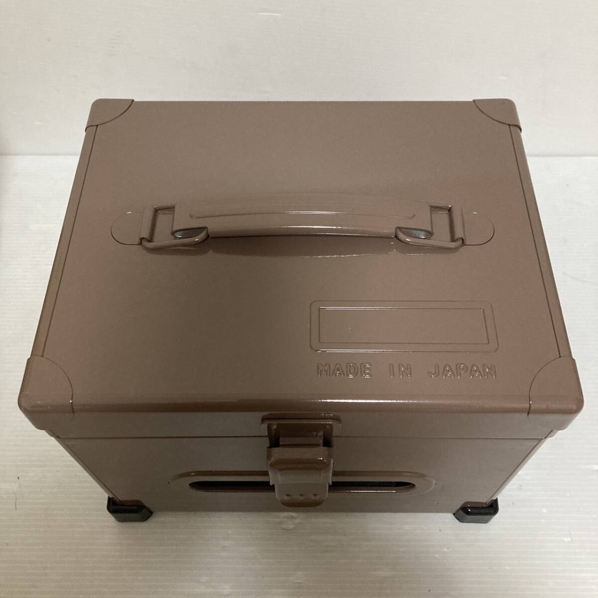  unused goods ....BOX small .. .. shop made in Japan steel made storage box case Brown pet accessories dog cat /Y032-37