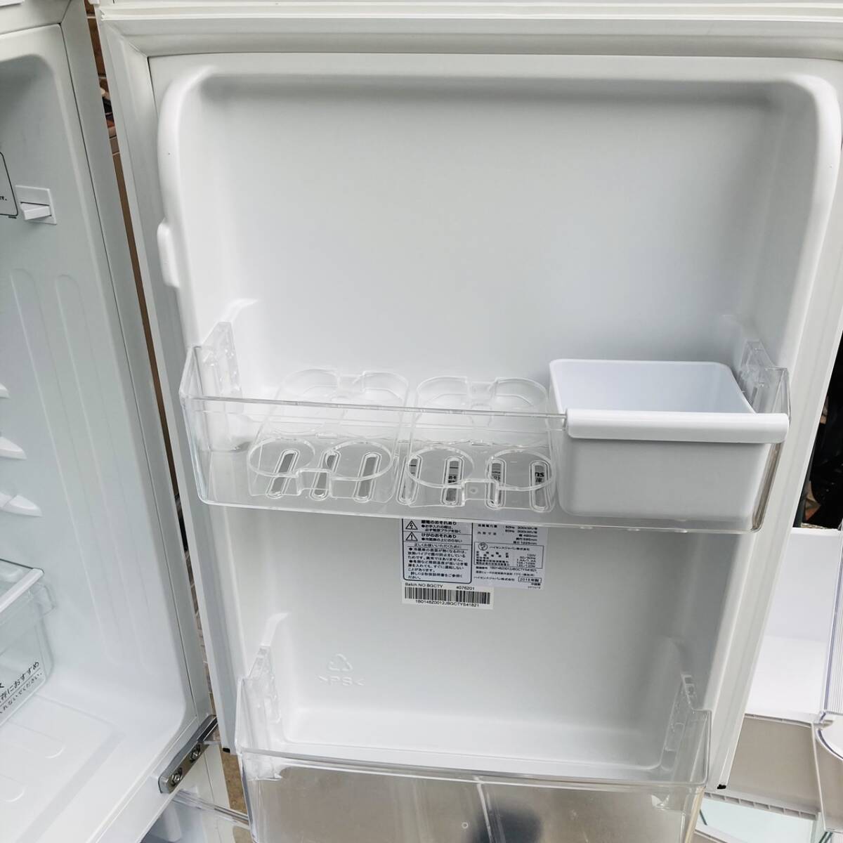 送料無料!!Hisense ハイセンス 150L 冷凍冷蔵庫 HR-D15C 2ドア冷蔵庫 大容量ドアポケット パールホワイト 動作品◇2018年製/YM041-15_画像6