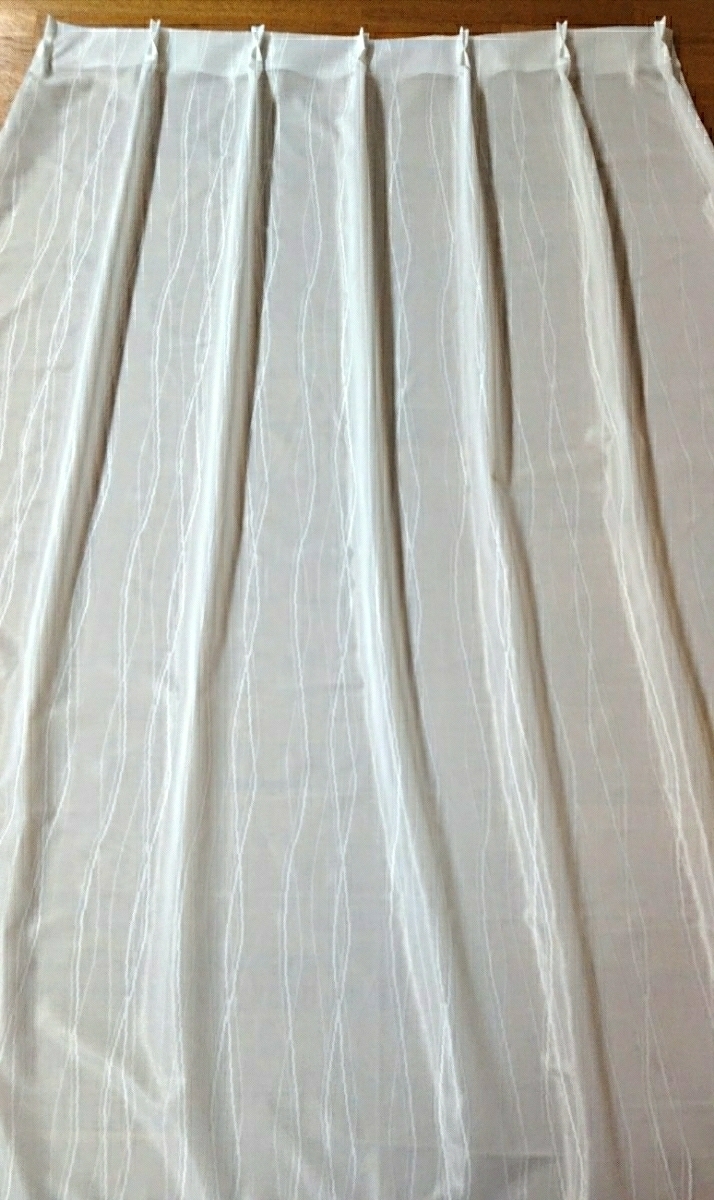 新品 ミラーレースカーテン １００X１７６cm ２枚組 ウェーブロン ホワイト 新生活_画像6