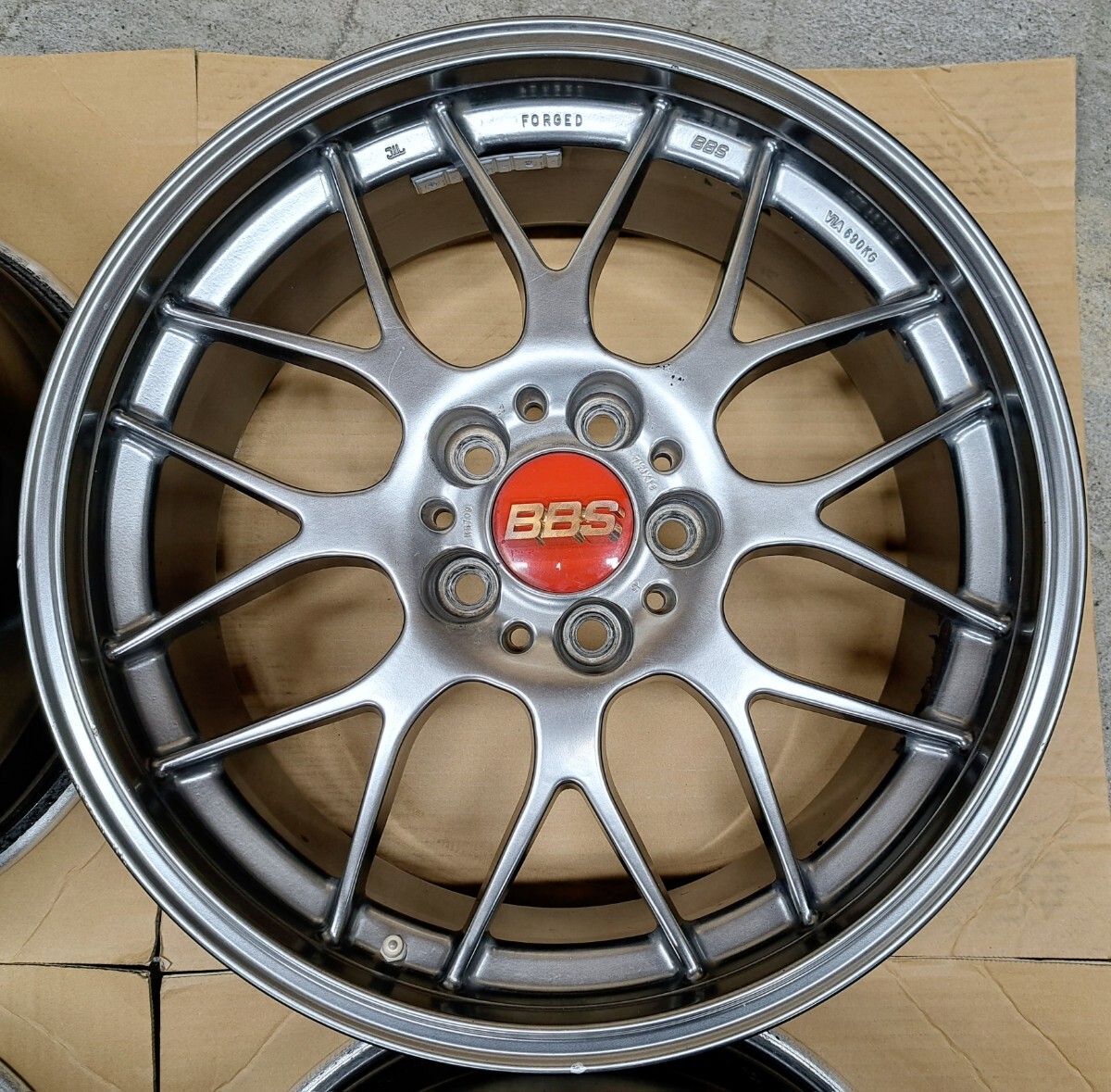 【美品】BBS RG-R ホイール 18インチ 7.5 114.3 鍛造 スバル レヴォーグ WRX S4 フォレスター トヨタ アルファード 日産 ホンダ 定価49万円_画像5