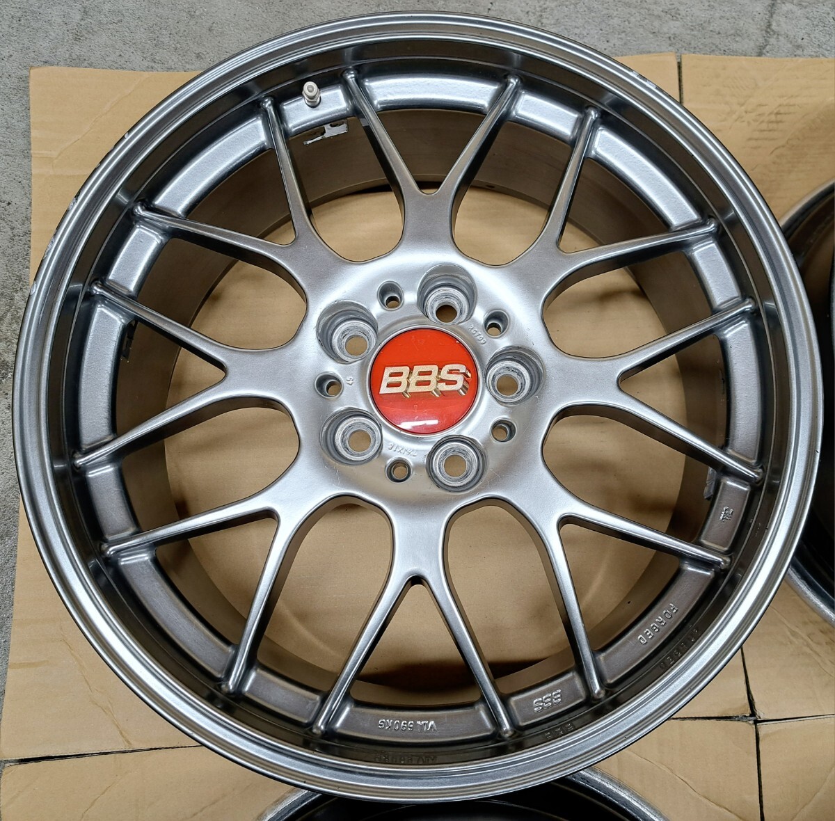 【美品】BBS RG-R ホイール 18インチ 7.5 114.3 鍛造 スバル レヴォーグ WRX S4 フォレスター トヨタ アルファード 日産 ホンダ 定価49万円_画像4