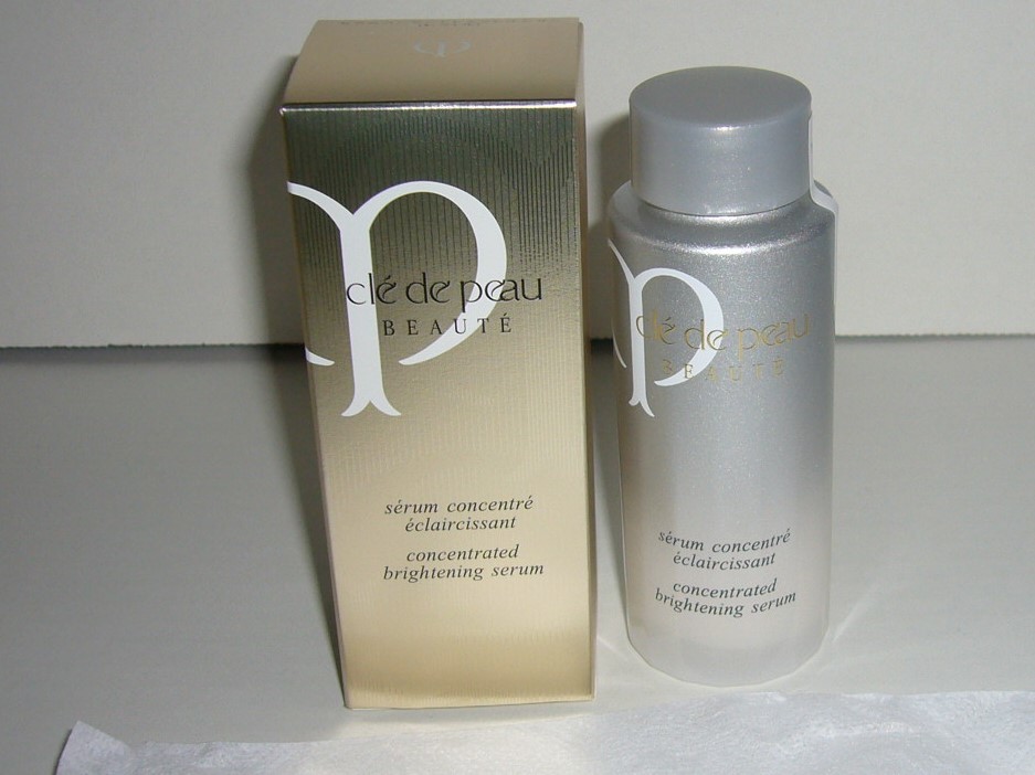 Неокрытый ♪ Cle de Powbeau Serum Resression Reecles Sasan Refill 40 мл