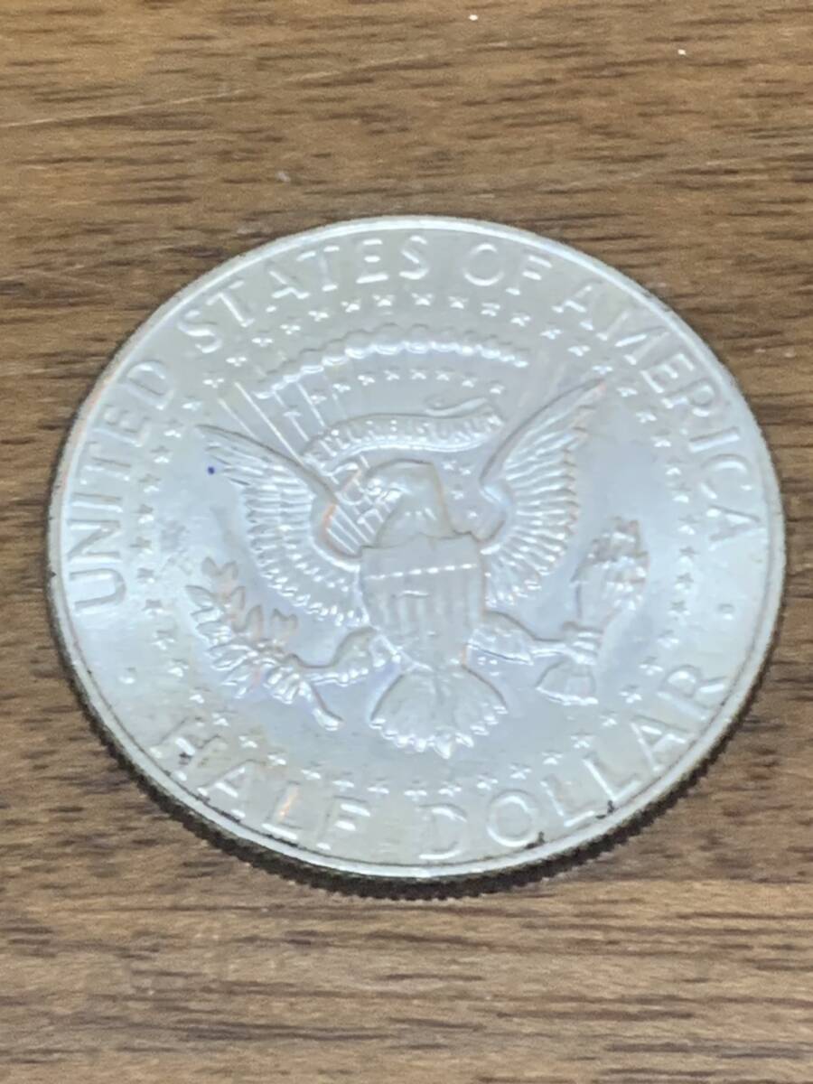 アメリカ ケネディ ハーフダラー 1967年 銀貨 美品 こ50_画像4