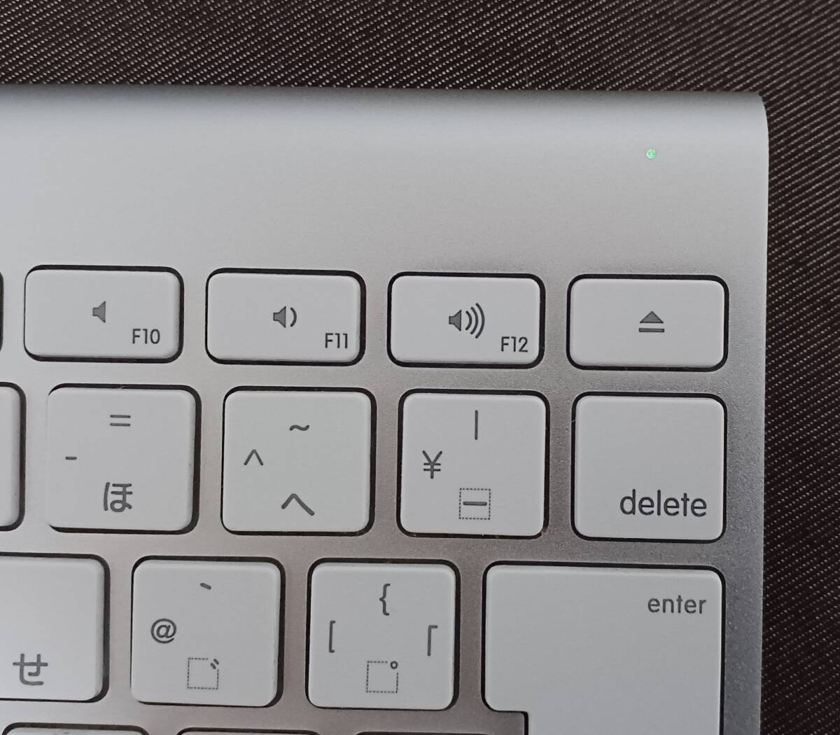 送料込！Apple純正.Apple Wireless Keyboard A1314 ワイヤレスキーボード.日本語(JIS) MC184J/B.Bluetooth.アップルの画像3