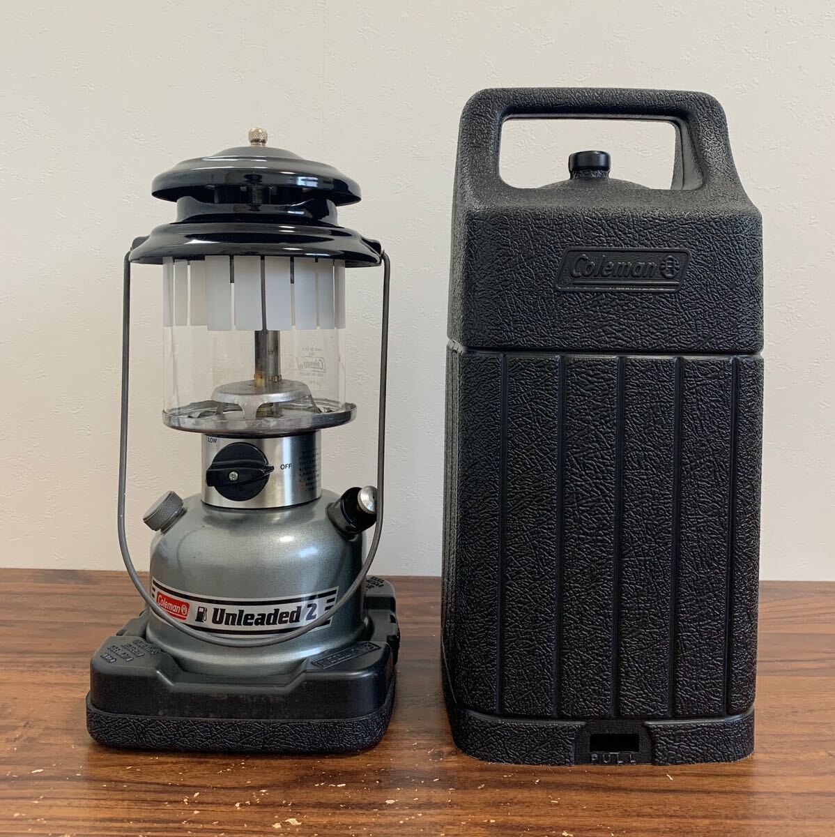 【美品】Coleman コールマン Unleaded Lantern ガソリンランタン 285-740J キャンプ用品 ツーマントル アウトドア ランタン_画像1