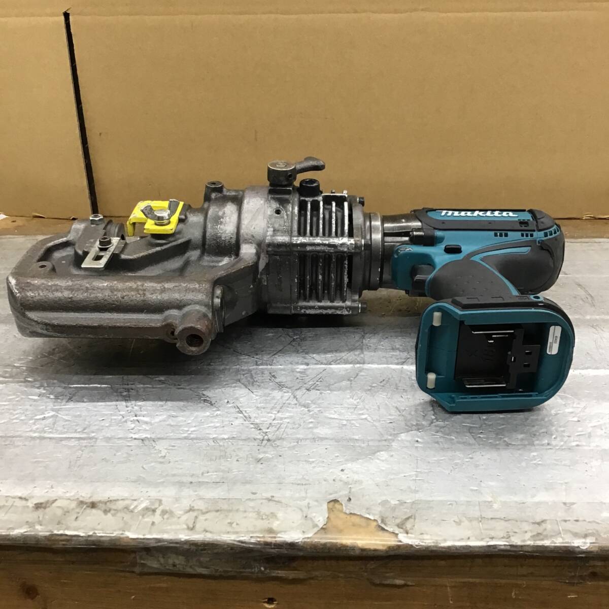 【中古品】★マキタ(makita) コードレスパンチャー PP200DRGの画像6