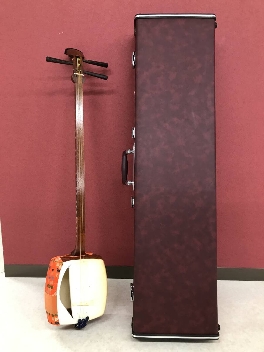 中棹三味線 破れ無し ハードケース付 - ホビー・楽器・アート 中棹三味線 破れ無し ハードケース付 - ホビー・楽器・アート