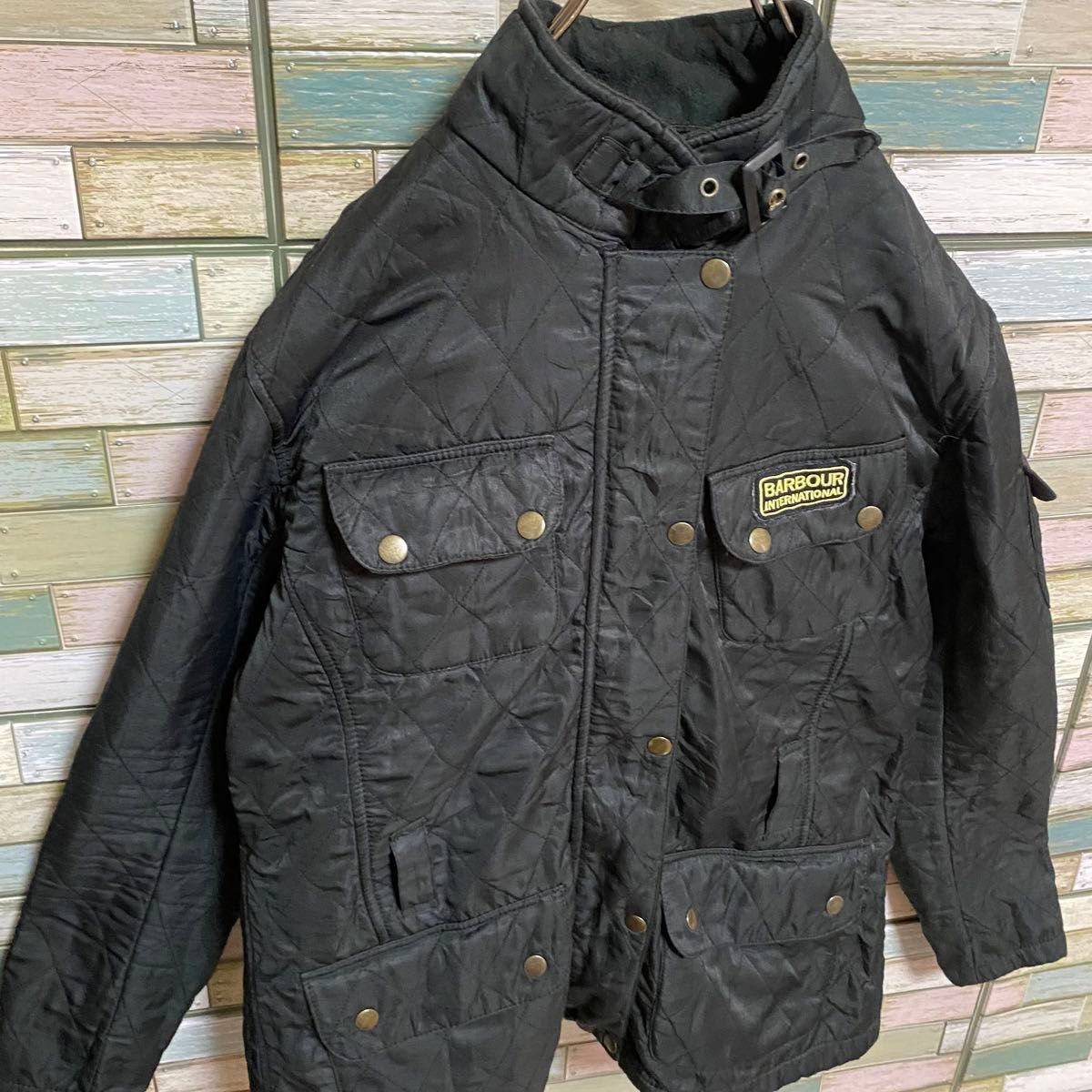 Barbour バブアー　インターナショナル　キルティングジャケット　フリースライナー