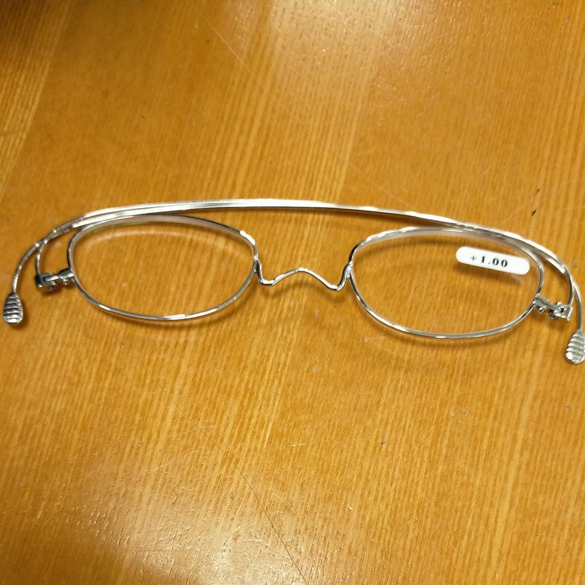 既成老眼鏡ペーパーグラス+1,00オーバルシルバーカラー新品未使用 メガネ