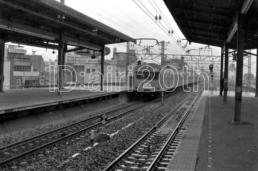 R1002-1[ old railroad white black monochrome nega]35mm 6 koma * Showa era 40~50 period k moni 83 shape ED60 ED27 * railroad station train . car steam locomotiv 