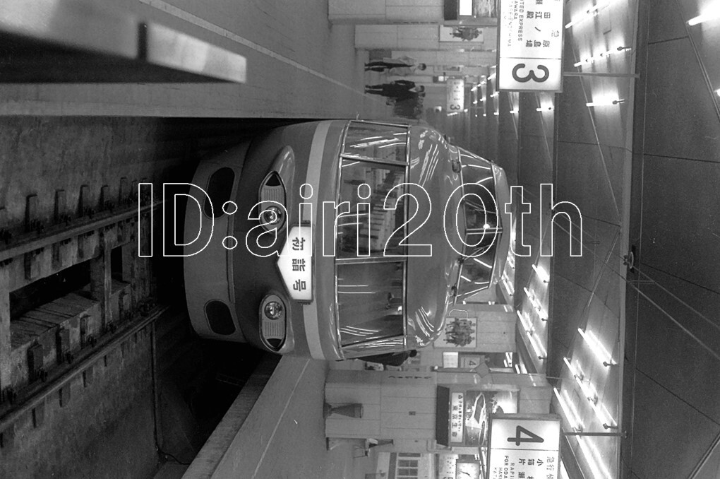 R1019-1[ old railroad white black monochrome nega]35mm 6 koma * Showa era 40~50 period small rice field sudden flower number close iron 10000 series Special sudden Ise city . number Vista car . electro- * railroad 