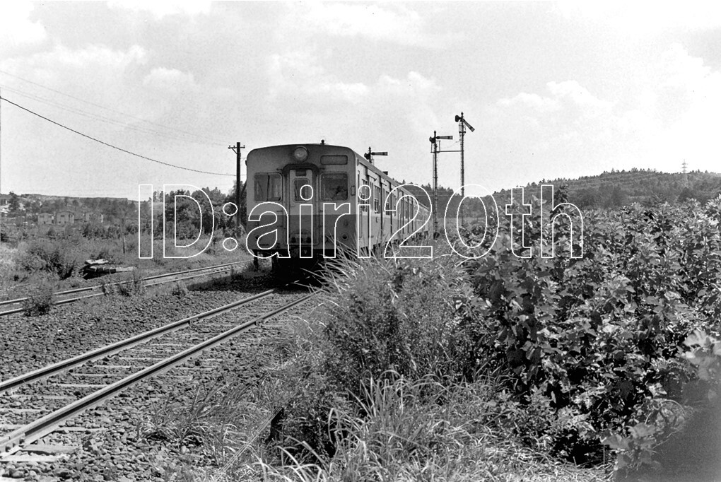 R0062-2【古い 鉄道 白黒 モノクロネガ】35mm 6コマ◇昭和45年 蒸気機関車 D51 ※鉄道 駅 電車 汽車 蒸気機関車_画像4