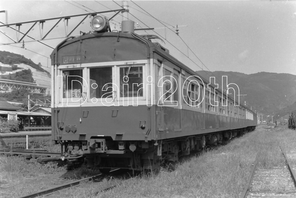 R0041-1【古い 鉄道 白黒 モノクロネガ】35mm 6コマ◇昭和43年 サハ78 ※鉄道 駅 電車 汽車 蒸気機関車_画像3