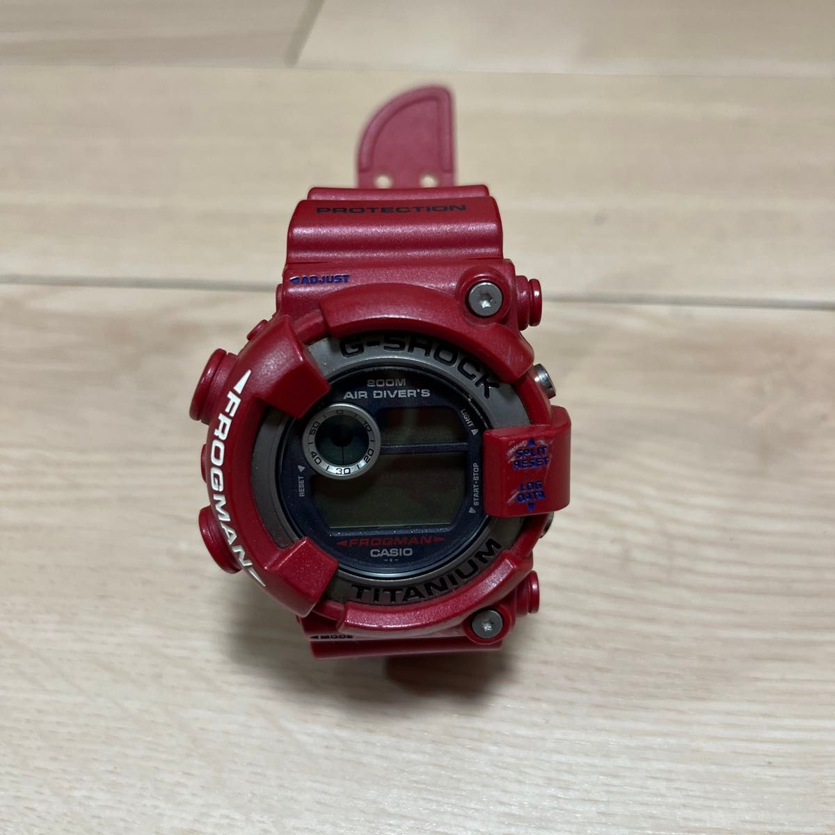 G-SHOCK DW-8201 GF-4 フロッグマン レッド 赤蛙 - 時計 G-SHOCK DW-8201 GF-4 フロッグマン レッド 赤蛙 - 時計