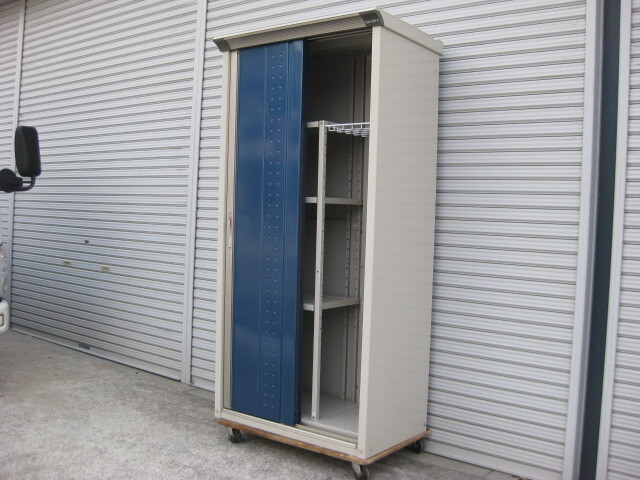 [WA2073/ pickup limitation ]TAKUBO/ Takubo storage room warehouse storage inserting 94.5×61.5ccm H188cm key attaching 