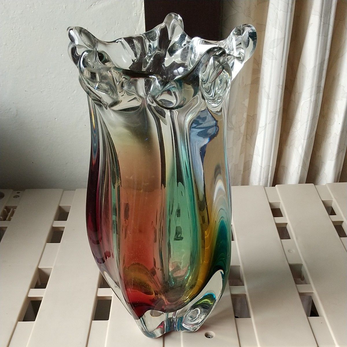 ガラスの花瓶 