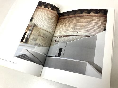 【送料無料】David Chipperfield: Form Matters／デイヴィッド・チッパーフィールド_画像2