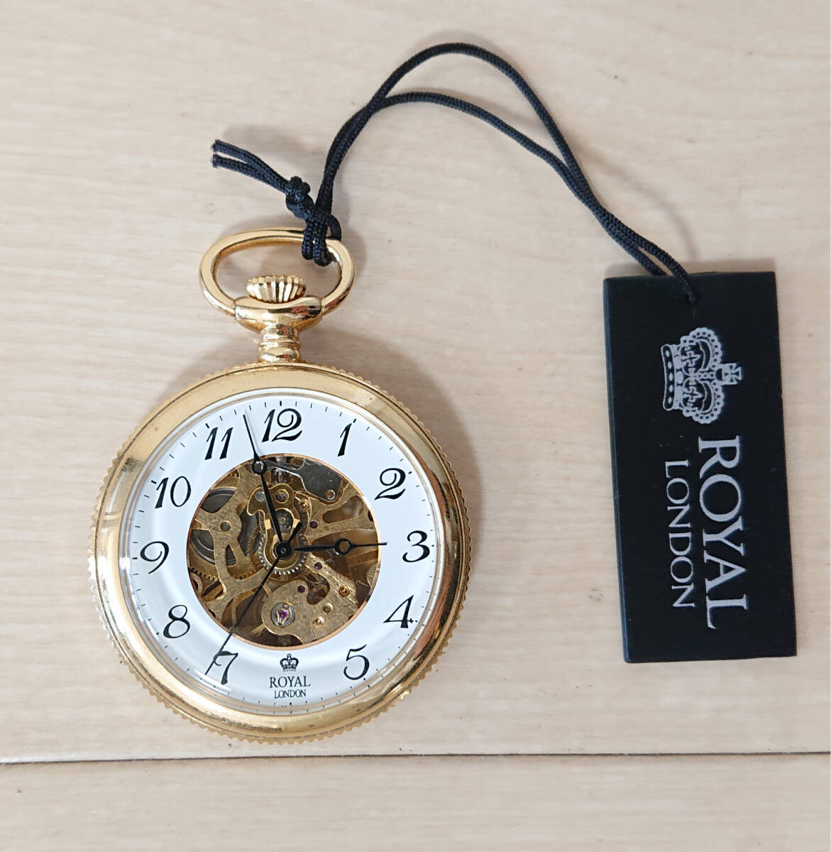 【未使用品】ROYAL LONDON(ロイヤルロンドン)懐中時計 手巻き時計×１ クォーツ時計×２ 計３点セット_画像2