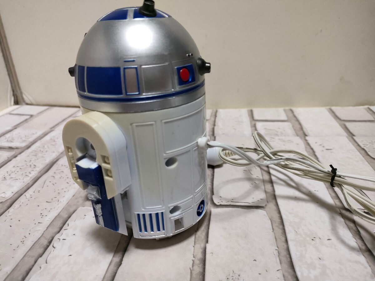 レア！スターウォーズ StarWars R2-D2フィギアタイプ USB 車載充電器 iPhone, iPad, Androido対応  ドリンクホルダーサイズの画像3