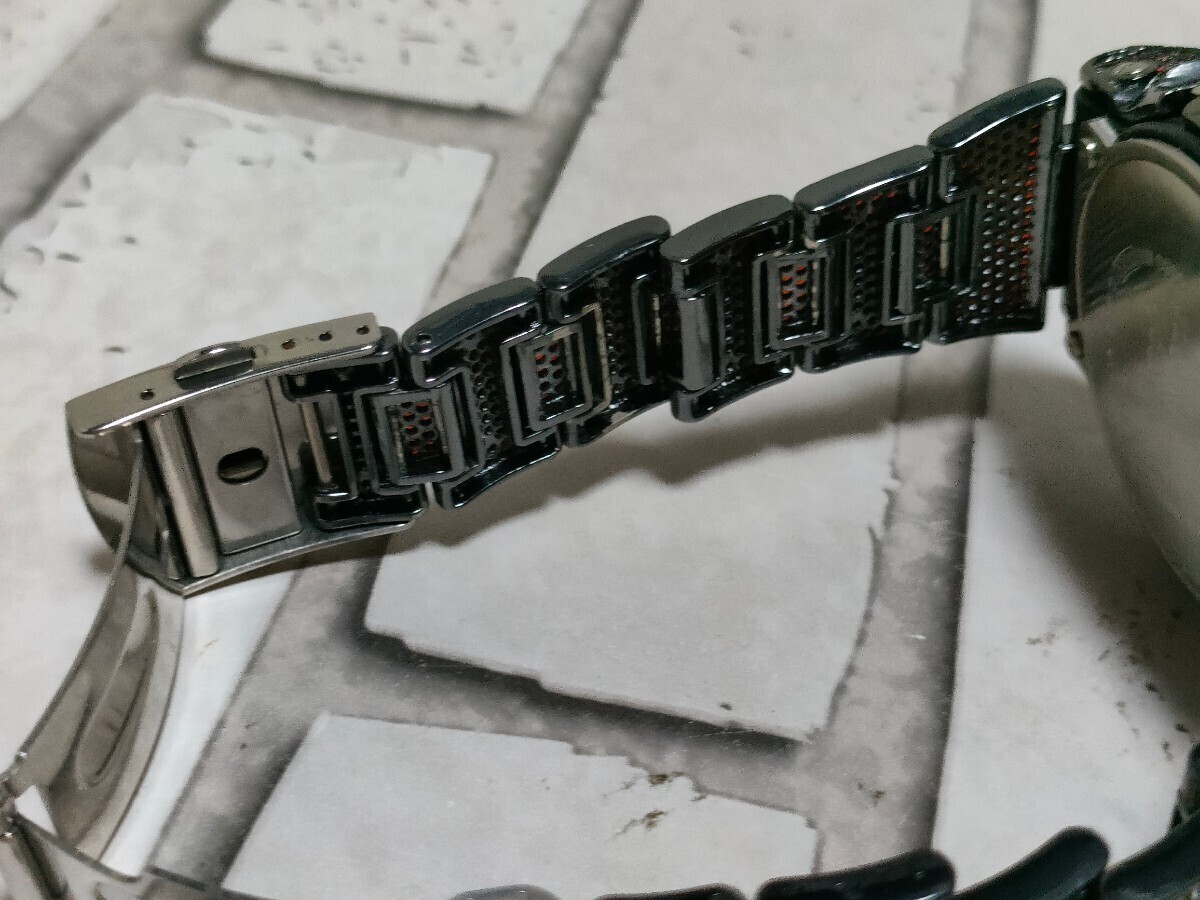 レア。レッドストーン ベゼル、ベルト、内張フルカスタム CASIO レア。レッドストーン ベゼル、ベルト、内張フルカスタム CASIO