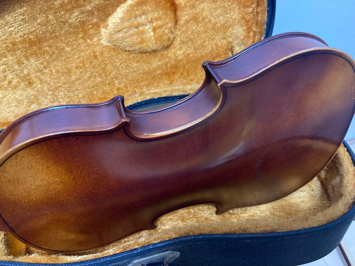 バイオリン　チェコスロバキア製　ケース付き　stradivarius印字