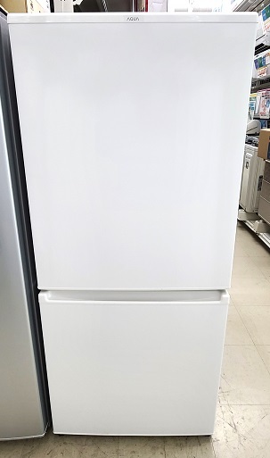 【中古品】 アクア AQUA 168L ノンフロン冷凍冷蔵庫 2ドア AQR-17M(W)形 冷蔵110L 冷凍58L 2022年製 ○YR-16803○