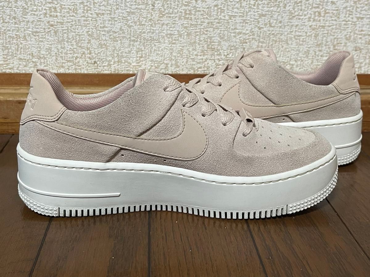 NIKE WMNS AIR FORCE 1 SAGE LOW 24.5cm 