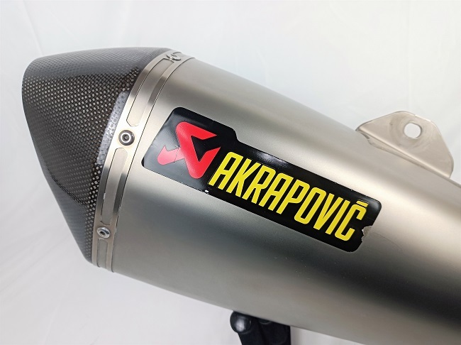 BMW K1300S K1300R AKRAPOVIC アクラポビッチ スリップオンマフラー_画像2