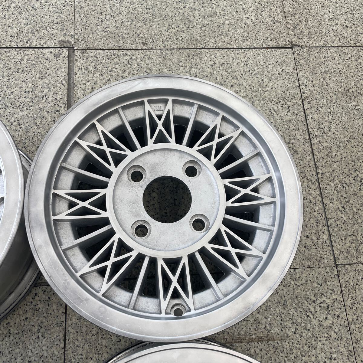 当時物 TOYO 13インチ 5.5J. 4穴 オフセット＋14 PCD114.3 ハブ約80㎜ 4本セット_画像3