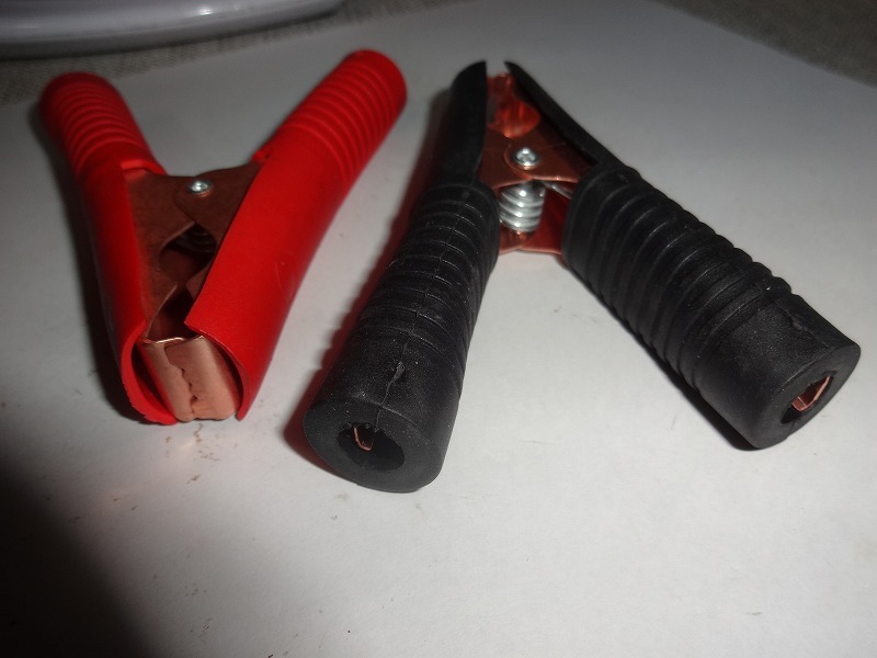 [送料別] 90mmサイズ ワニ口クリップ 赤/黒 1対 2個組 未使用品 バッテリ関連機器の制作にの画像2
